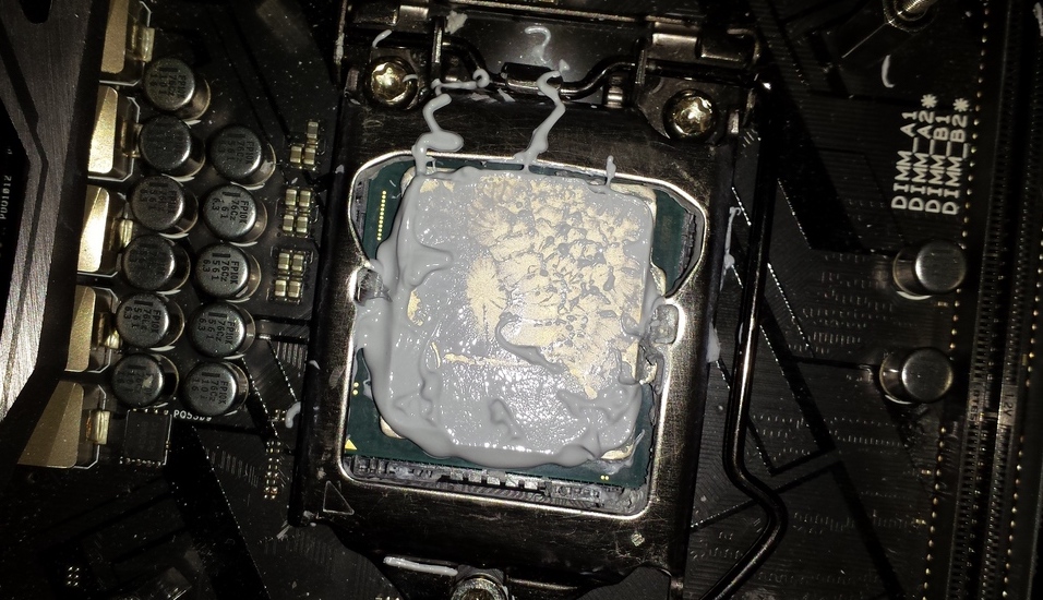 Example of too much thermal paste